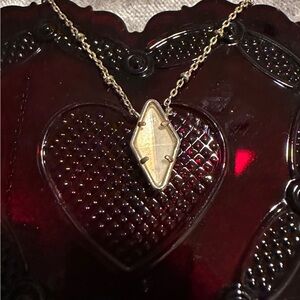 Elegant Gold Necklace